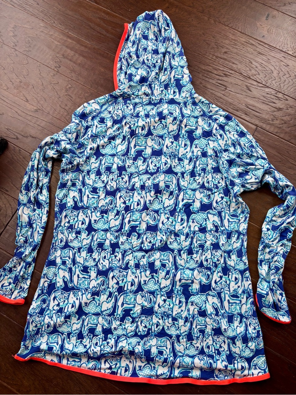 Lilly Pulitzer Luxletic Gabi Hooded Pullover - Picture 4 of 6
